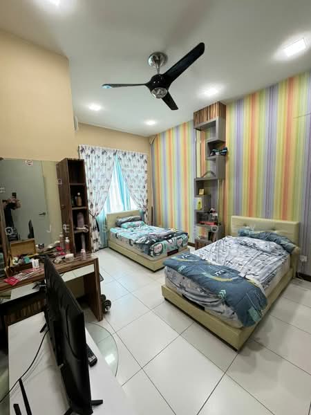 Semi-Detached House for Sale in Bandar Seri Alam (Masai) - Jessica Boey - Bedroom - PropertyGuru.com.my