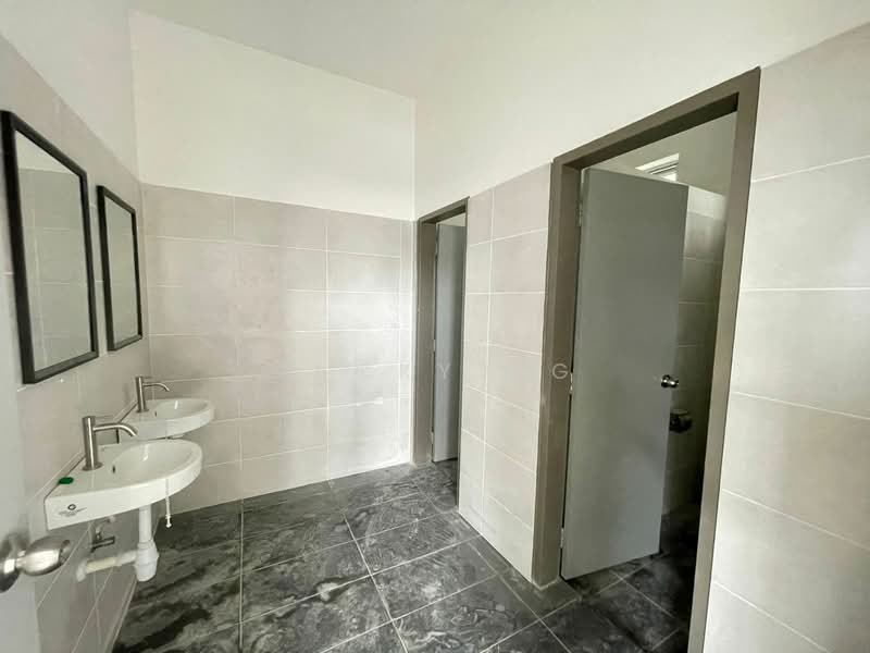 Kilang untuk Disewa di Skudai (Johor) - Jacky Ng - Bathroom - PropertyGuru.com.my