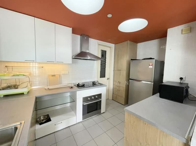 Service Residence for Sale at i-Zen @ Kiara 1 - Zach Gan - Kitchen - PropertyGuru.com.my