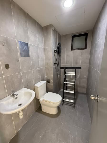 Avia Plus, Bandar Country Homes untuk Untuk Dijual - RM 399,000, Apr 2026 - Bathroom - PropertyGuru.com.my