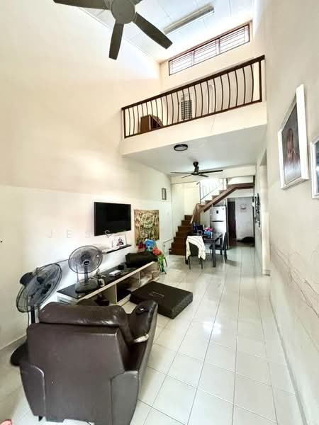 1-storey Terraced House for Sale in Taman Sierra Perdana (Masai) - Jessica Boey - Living Room - PropertyGuru.com.my
