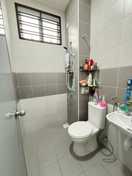 Bandar Putra untuk Untuk Dijual - RM 510,000, Apr 2026 - Bathroom - PropertyGuru.com.my
