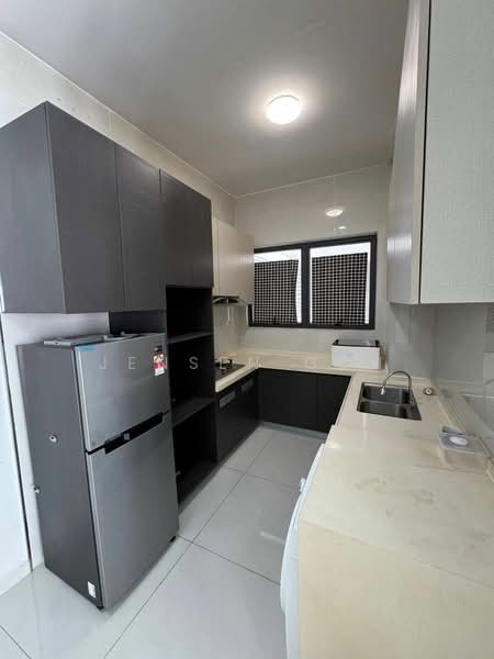 For Rent - Royal Strand @ Country Garden Danga Bay