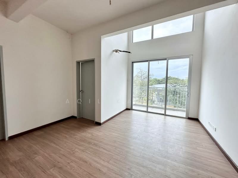 Rumah Teres untuk Dijual di Bandar Tropicana Aman (Telok Panglima Garang) - Aqil Kamal - Living Room - PropertyGuru.com.my