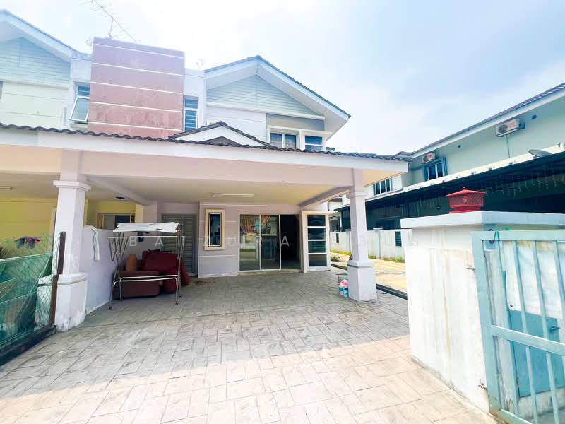 Semi-Detached House for Sale in Taman Tasik Semenyih (Semenyih) - Baizura Agus - Exterior - PropertyGuru.com.my