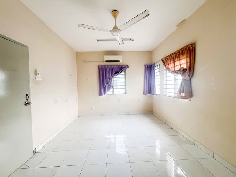 Semi-Detached House for Sale in Taman Tasik Semenyih (Semenyih) - Baizura Agus - Interior - PropertyGuru.com.my