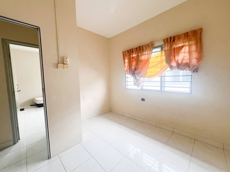 Semi-Detached House for Sale in Taman Tasik Semenyih (Semenyih) - Baizura Agus - Interior - PropertyGuru.com.my