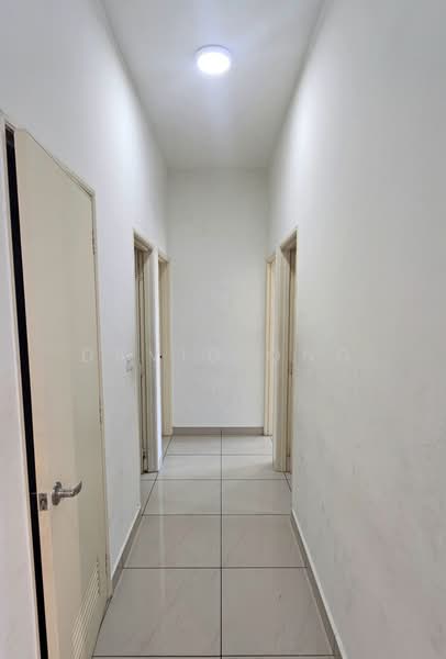 Service Residence for Sale at Pinnacle Tower - David Ong - Corridor - PropertyGuru.com.my