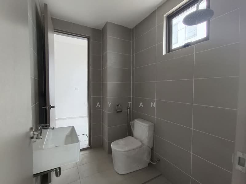 Taman Damai Harmoni untuk Untuk Dijual - RM 900,000, Apr 2026 - Bathroom - PropertyGuru.com.my