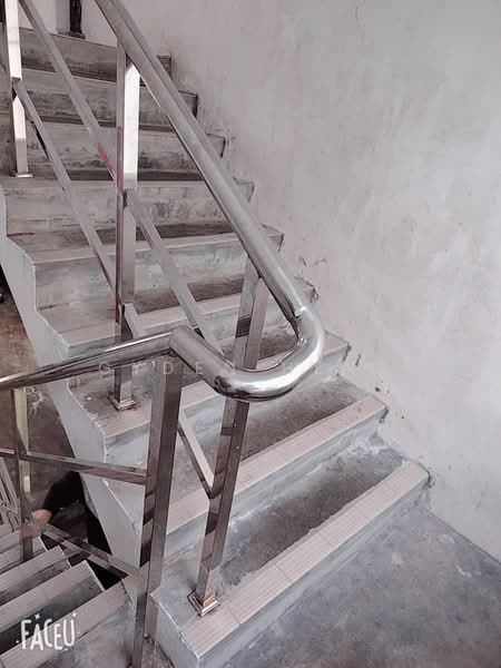 Untuk Dijual - Flat Taman Pelangi Indah