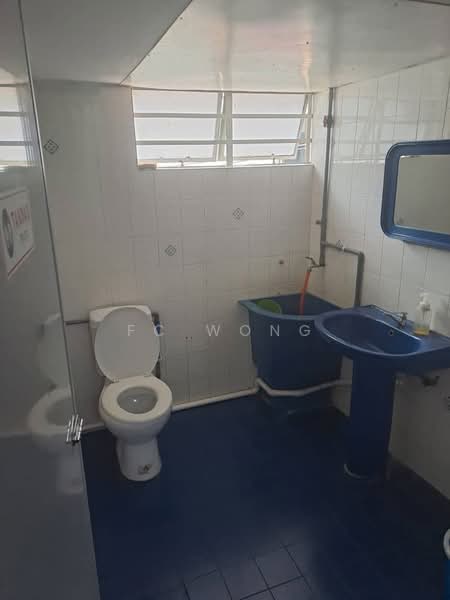Shop for Rent in Petaling Jaya (Selangor) - FC Wong - Bathroom - PropertyGuru.com.my