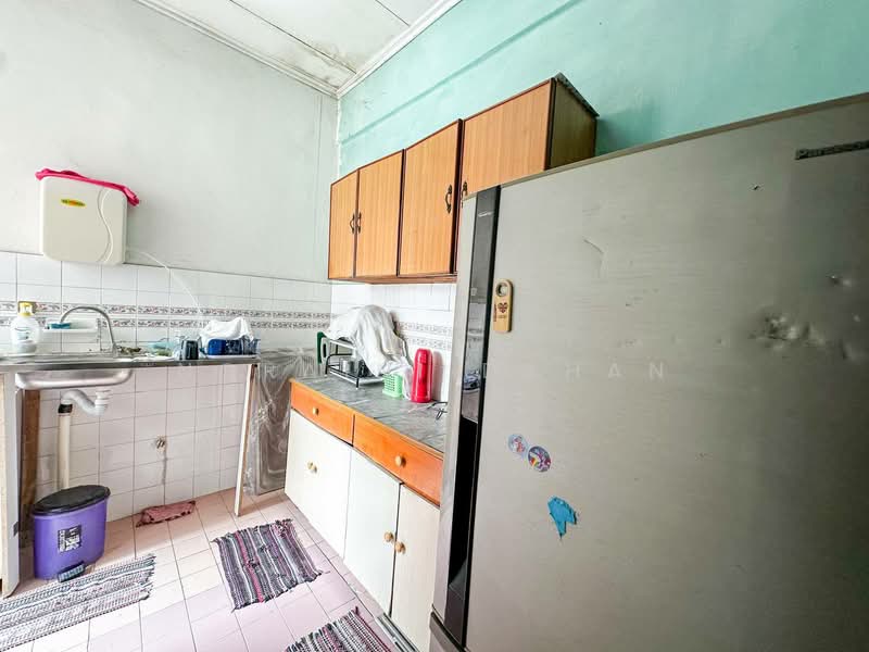Taman Semenyih Indah untuk Untuk Dijual - RM 330,000, Apr 2026 - Kitchen - PropertyGuru.com.my