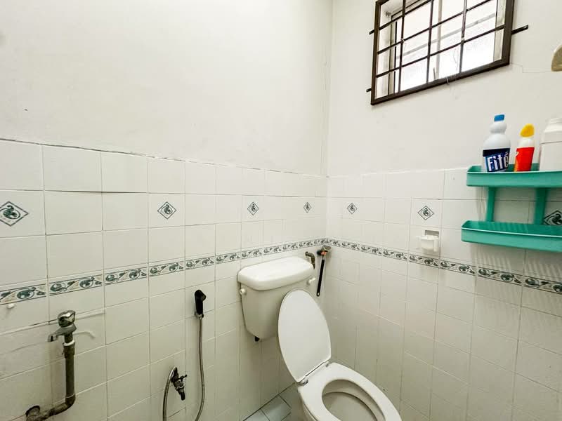 Taman Semenyih Indah untuk Untuk Dijual - RM 330,000, Apr 2026 - Bathroom - PropertyGuru.com.my
