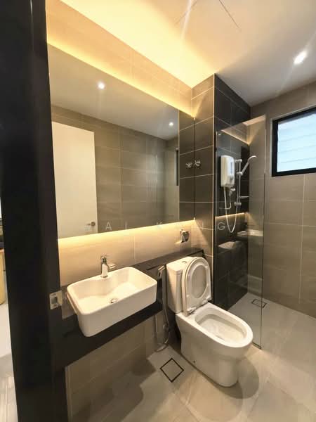Service Residence for Rent at 2Rio Residence @ Bandar Puteri Puchong - Wai Kong Chia - Bathroom - PropertyGuru.com.my