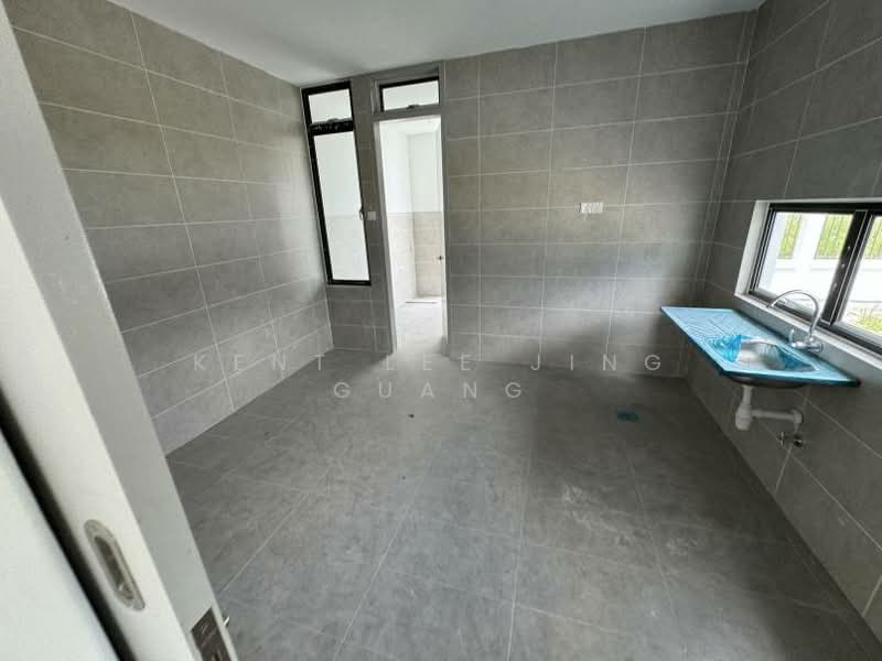 2-storey Terraced House for Sale in Taman Sejati (Klang) - Kent Lee Jing Guang - Kitchen - PropertyGuru.com.my