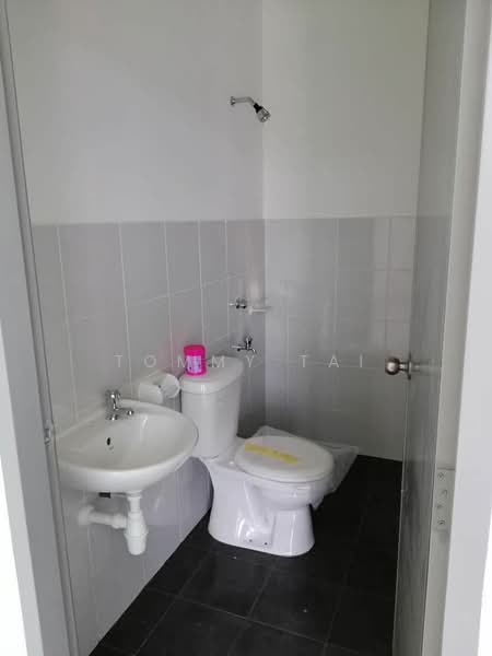 2-storey Terraced House for Sale in Taman Pulai Mutiara (Iskandar Puteri (Nusajaya)) - Tommy Tai - Bathroom - PropertyGuru.com.my