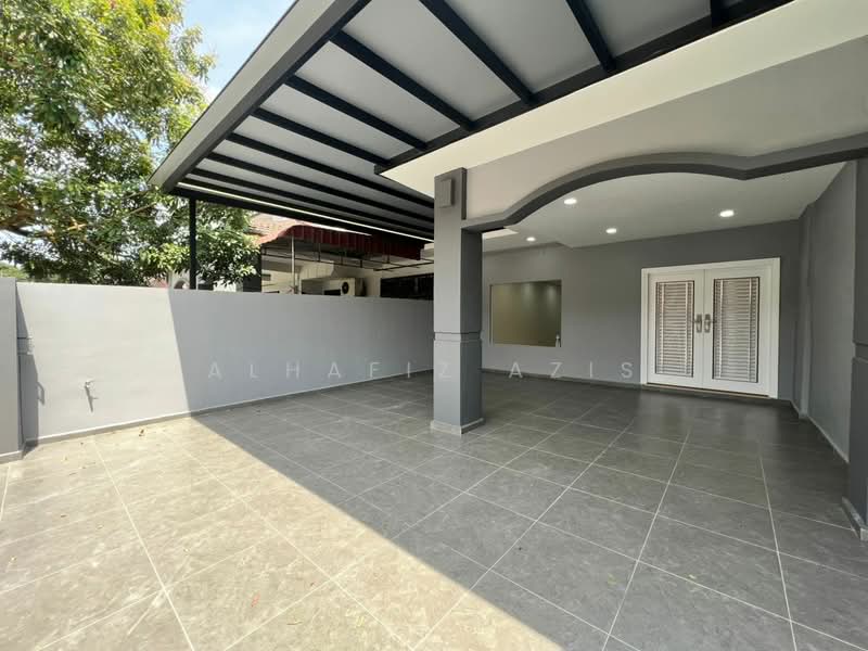 Rumah Teres 2 Tingkat untuk Dijual di Taman Sri Putri (Kulai) - ALHAFIZ AZIS - Exterior - PropertyGuru.com.my