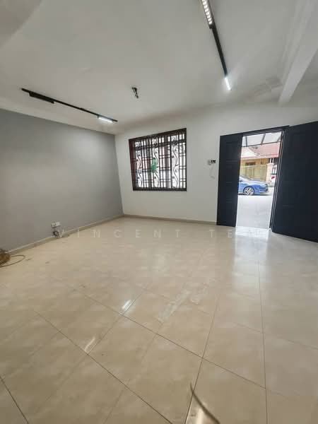 Bandar Indahpura untuk Untuk Dijual - RM 468,000, Apr 2026 - Living Room - PropertyGuru.com.my
