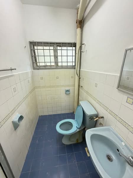 Apartment for Sale at Pangsapuri Waja - Addy Ng - Bathroom - PropertyGuru.com.my