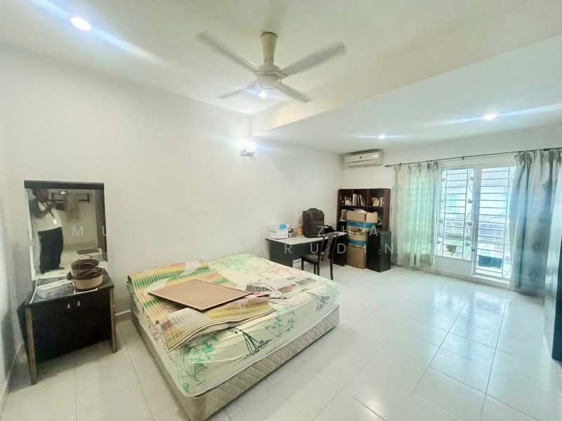2-storey Terraced House for Sale in Bandar Teknologi Kajang (Kajang) - Muhammad Zhariff Nasharudin - Bedroom - PropertyGuru.com.my