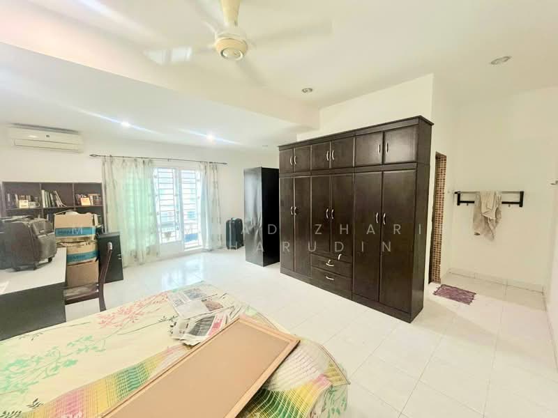 2-storey Terraced House for Sale in Bandar Teknologi Kajang (Kajang) - Muhammad Zhariff Nasharudin - Bedroom - PropertyGuru.com.my
