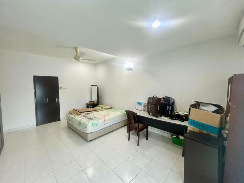 2-storey Terraced House for Sale in Bandar Teknologi Kajang (Kajang) - Muhammad Zhariff Nasharudin - Bedroom - PropertyGuru.com.my
