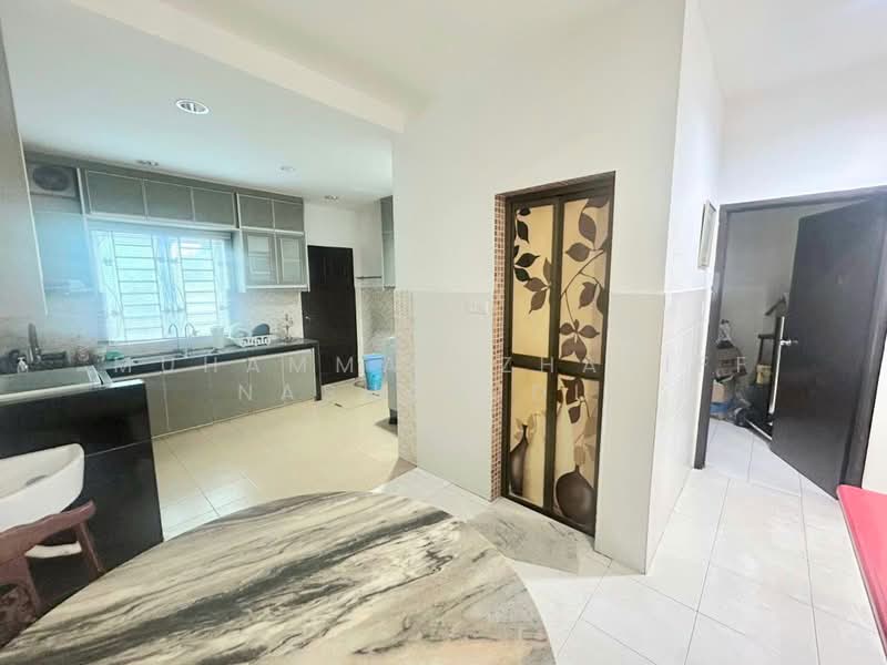 2-storey Terraced House for Sale in Bandar Teknologi Kajang (Kajang) - Muhammad Zhariff Nasharudin - Kitchen - PropertyGuru.com.my