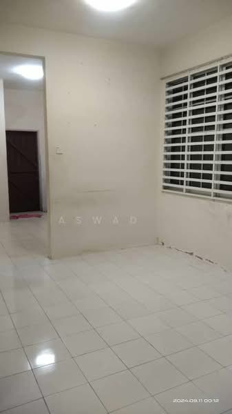 2-storey Terraced House for Sale in Teluk Kumbar (Bayan Lepas) - Aswad . - Interior - PropertyGuru.com.my