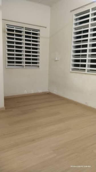 2-storey Terraced House for Sale in Teluk Kumbar (Bayan Lepas) - Aswad . - Interior - PropertyGuru.com.my