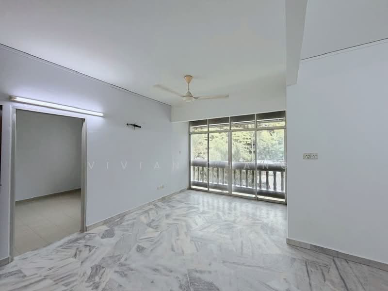 Pangsapuri untuk Dijual di Desa Daya - Vivian Chang - Living Room - PropertyGuru.com.my