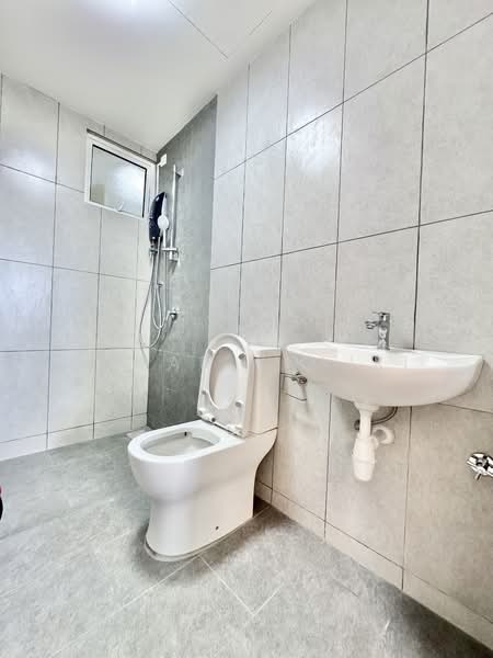 Servis Apartment untuk Disewa di Tuan 2egacy - Ahmad Khairi - Bathroom - PropertyGuru.com.my