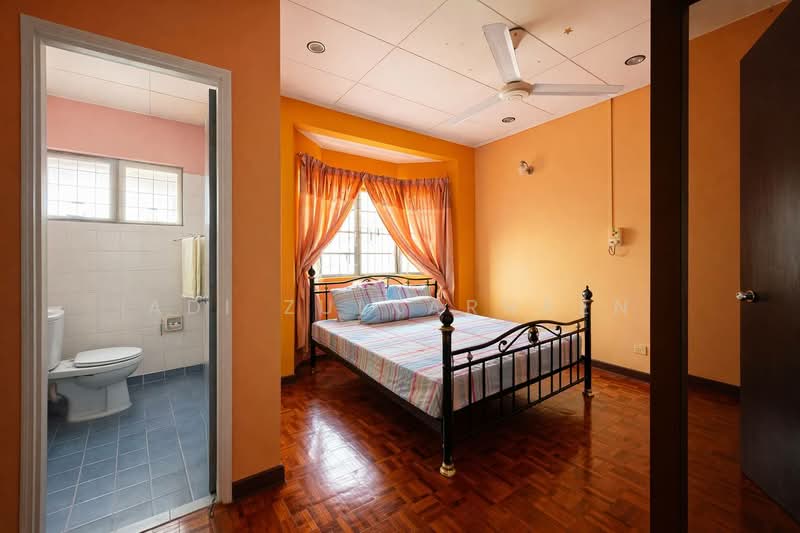 2-storey Terraced House for Sale in Usj 11 (Subang Jaya) - Adi Zulkarnaen - Bedroom - PropertyGuru.com.my