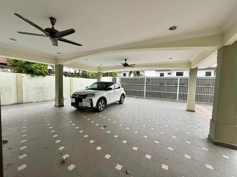 Rumah Banglo untuk Disewa di Bandar Baru Sri Klebang (Chemor) - Angielina Chooi - Car Park - PropertyGuru.com.my