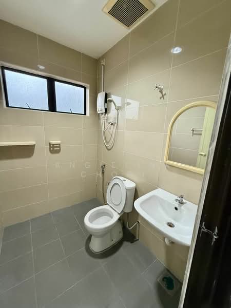 Rumah Banglo untuk Disewa di Bandar Baru Sri Klebang (Chemor) - Angielina Chooi - Bathroom - PropertyGuru.com.my