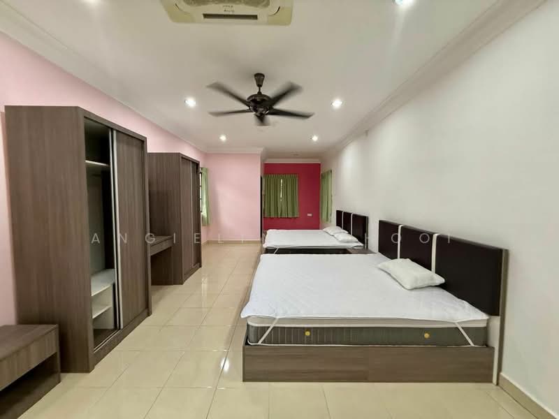 Bungalow for Rent in Ipoh (Perak) - Angielina Chooi - Bedroom - PropertyGuru.com.my