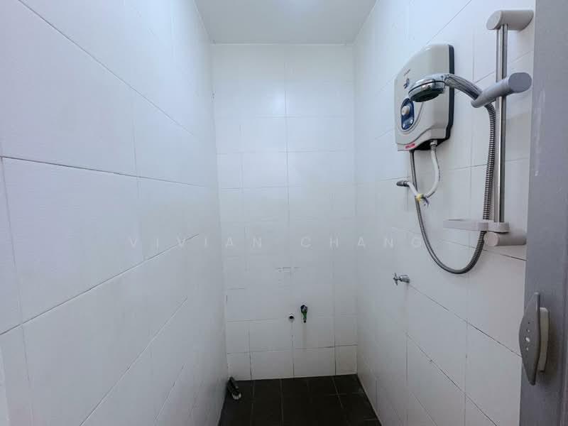 Taman Pelangi Indah untuk Untuk Dijual - RM 338,000, Apr 2026 - Bathroom - PropertyGuru.com.my
