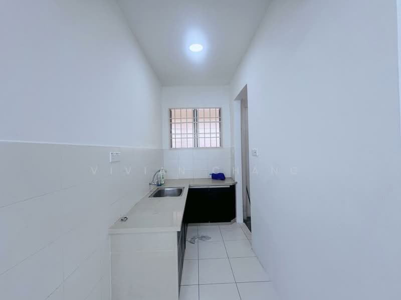 Taman Pelangi Indah untuk Untuk Dijual - RM 338,000, Apr 2026 - Kitchen - PropertyGuru.com.my