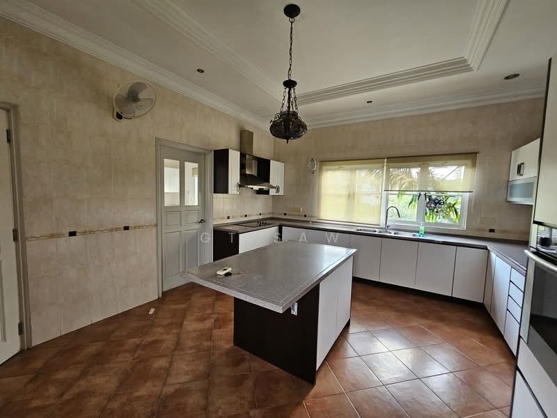 Bungalow for Rent in Bandar Baru Bangi (Selangor) - GT Saw - Kitchen - PropertyGuru.com.my