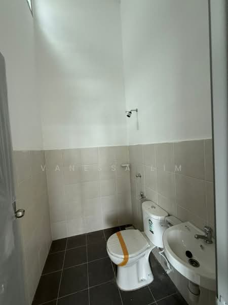 2-storey Terraced House for Sale in Iskandar Puteri (Nusajaya) (Johor) - Vanessa Lim - Bathroom - PropertyGuru.com.my