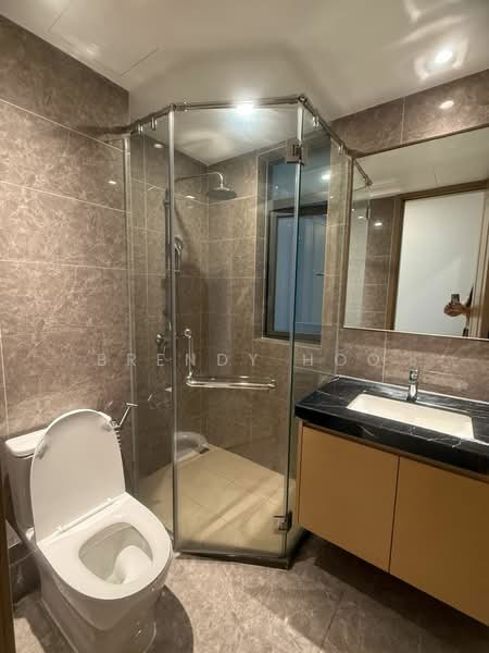 Kondominium untuk Disewa di R&F Princess Cove Phase 2-Seine Region - Brendy Hoo - Bathroom - PropertyGuru.com.my