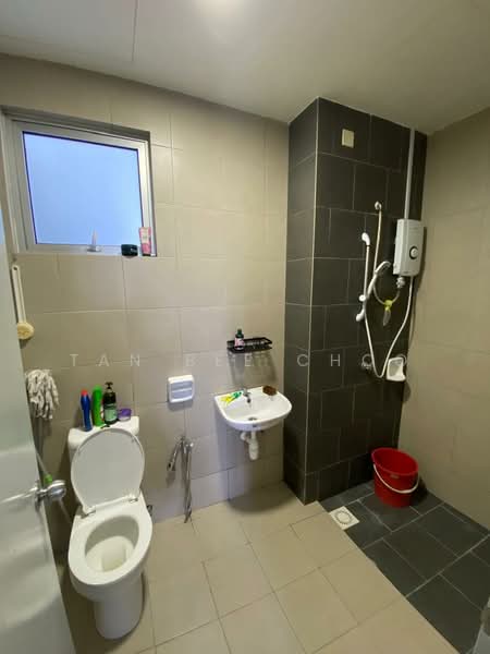 Service Residence for Rent at SkyLake Residence - Tan Bee Choo - Bathroom - PropertyGuru.com.my