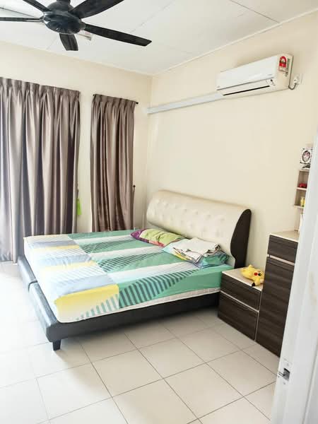 2-storey Terraced House for Sale in Bandar Tiram (Ulu Tiram) - Joan Sin - Bedroom - PropertyGuru.com.my