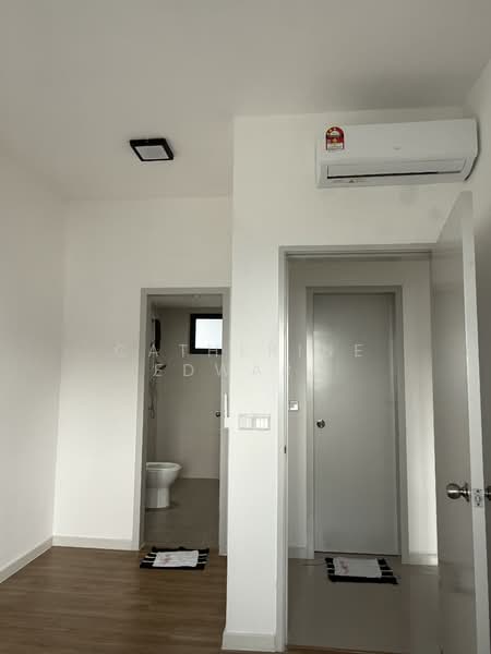 Service Residence for Rent at Sensory Residence @ Southville City - Catherine Edward - Bathroom - PropertyGuru.com.my