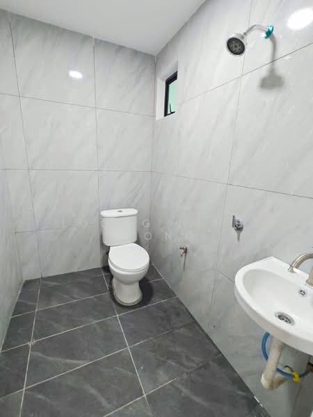 Taman Senai Jaya Tamans Senais Jayas Tamans Senais Jayas untuk Untuk Dijual - RM 438,000, Apr 2026 - Bathroom - PropertyGuru.com.my