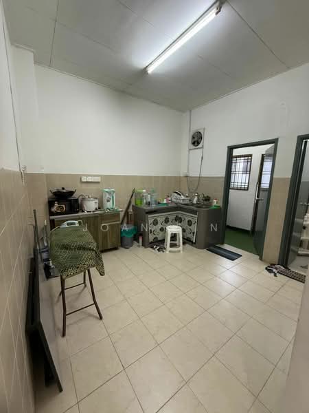 Bandar Putra untuk Untuk Dijual - RM 460,000, Apr 2026 - Kitchen - PropertyGuru.com.my