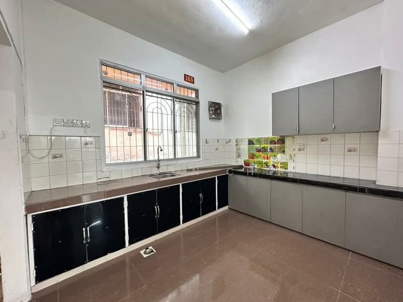 Rumah Teres 2 Tingkat untuk Dijual di Taman Bukit Desa (Kepong) - Alison Chiu - Kitchen - PropertyGuru.com.my