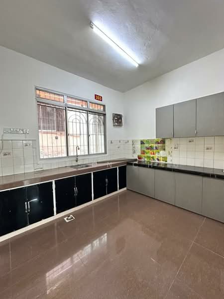 Rumah Teres 2 Tingkat untuk Dijual di Taman Bukit Desa (Kepong) - Alison Chiu - Kitchen - PropertyGuru.com.my