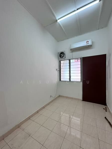 Rumah Teres 2 Tingkat untuk Dijual di Taman Bukit Desa (Kepong) - Alison Chiu - Interior - PropertyGuru.com.my