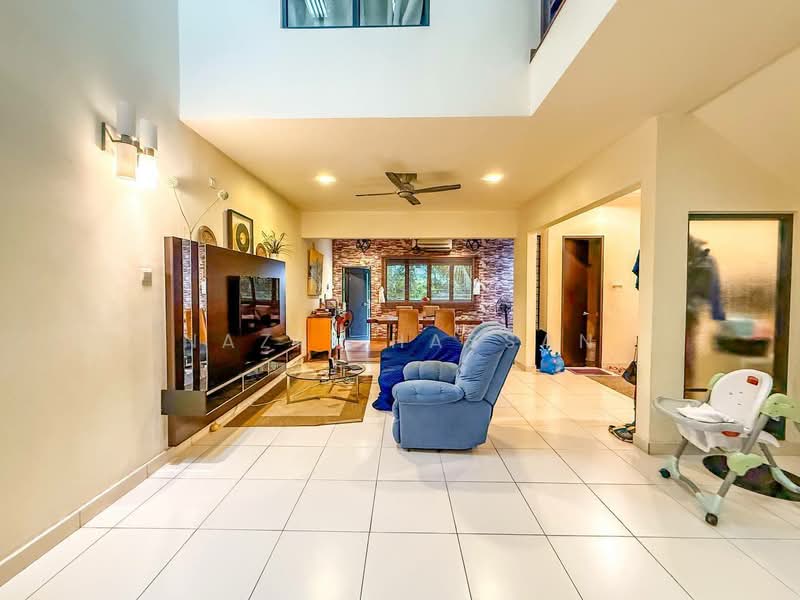 2-storey Terraced House for Sale in Shah Alam (Selangor) - Nazri Hassan - Living Room - PropertyGuru.com.my