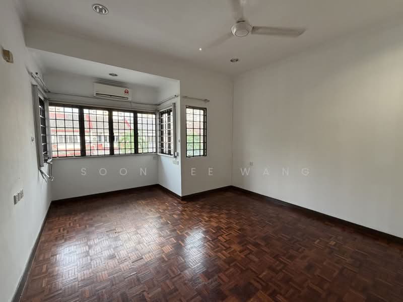 Rumah Teres 2 Tingkat untuk Dijual di Bandar Utama (Selangor) - Soon Lee Wang - PropertyGuru.com.my